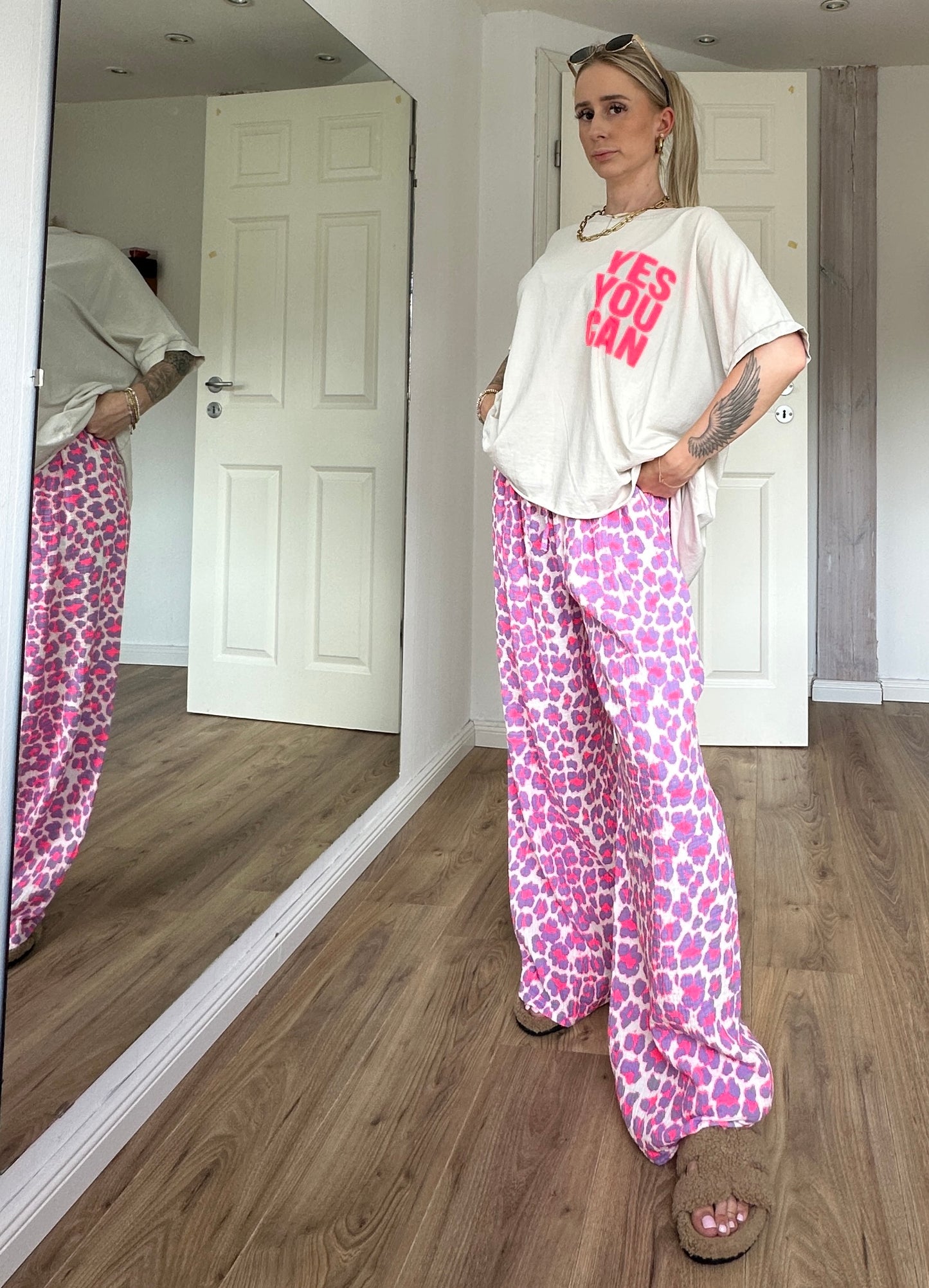Leo Hose Pink Lila
