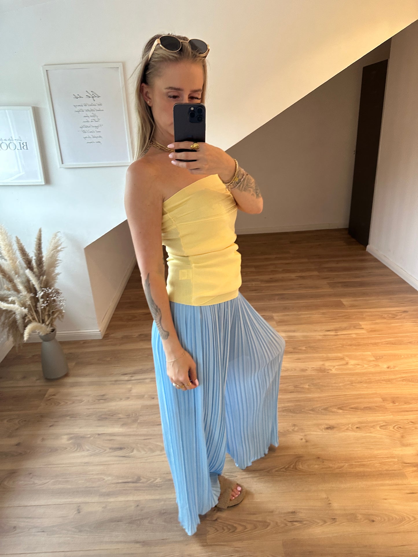 Plissee Hose "Veve" Hellblau