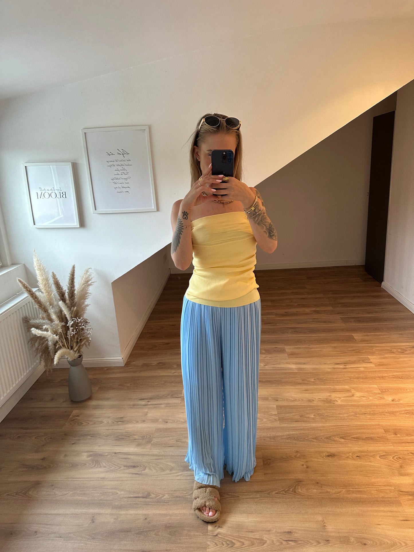 Plissee Hose "Veve" Hellblau
