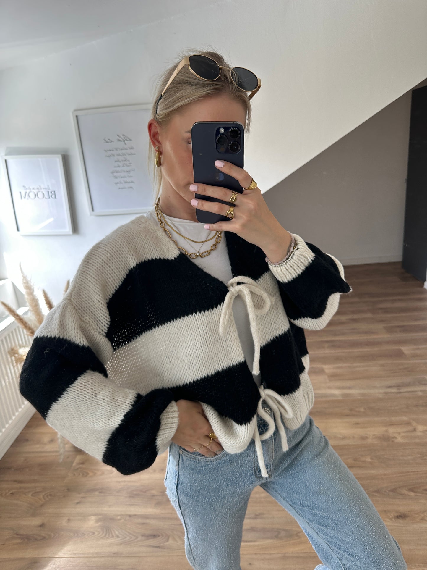 Knoten Cardigan "Leni" Streifi Schwarz Weiss