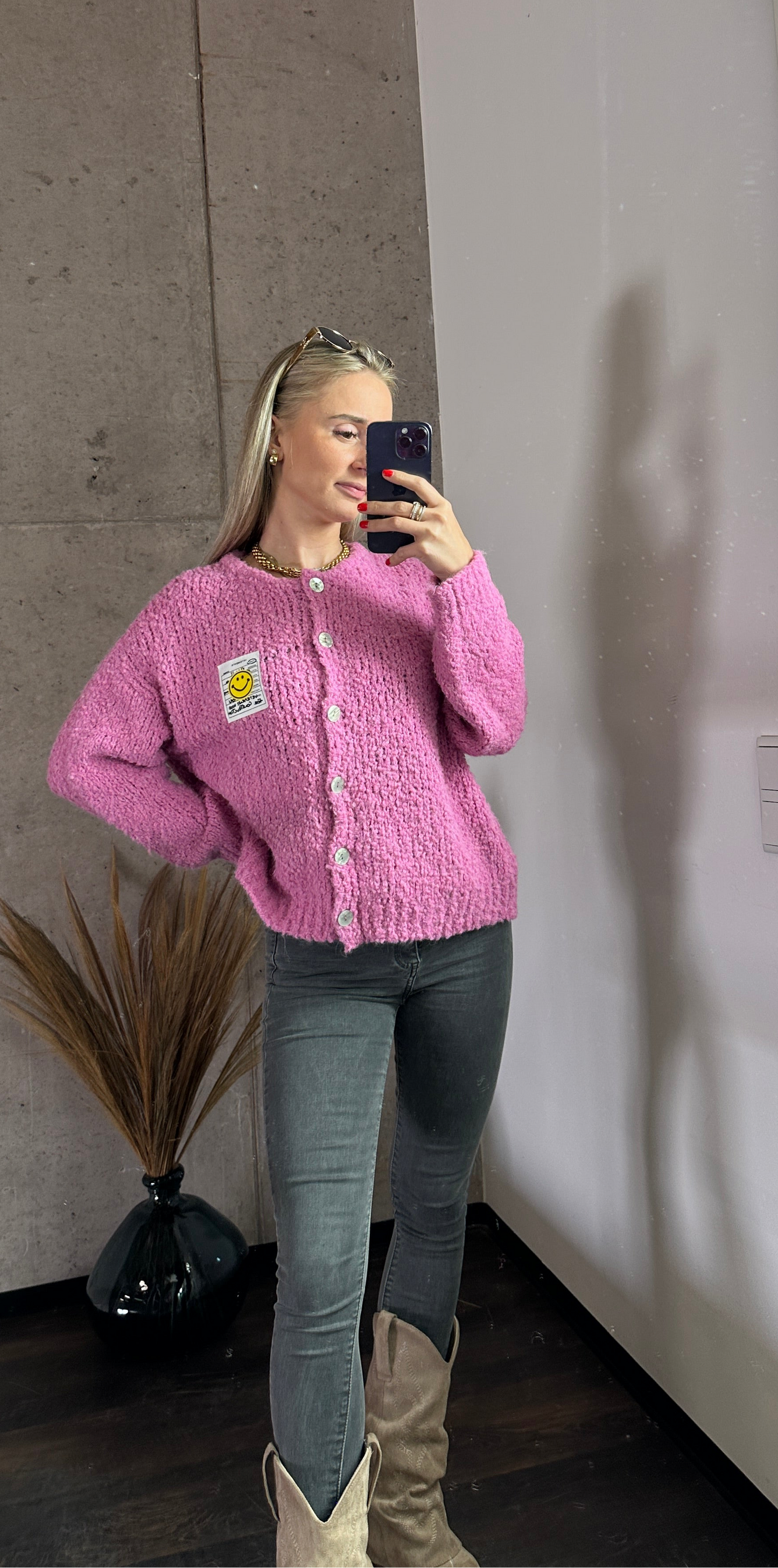 Smiley Cardigan Pink