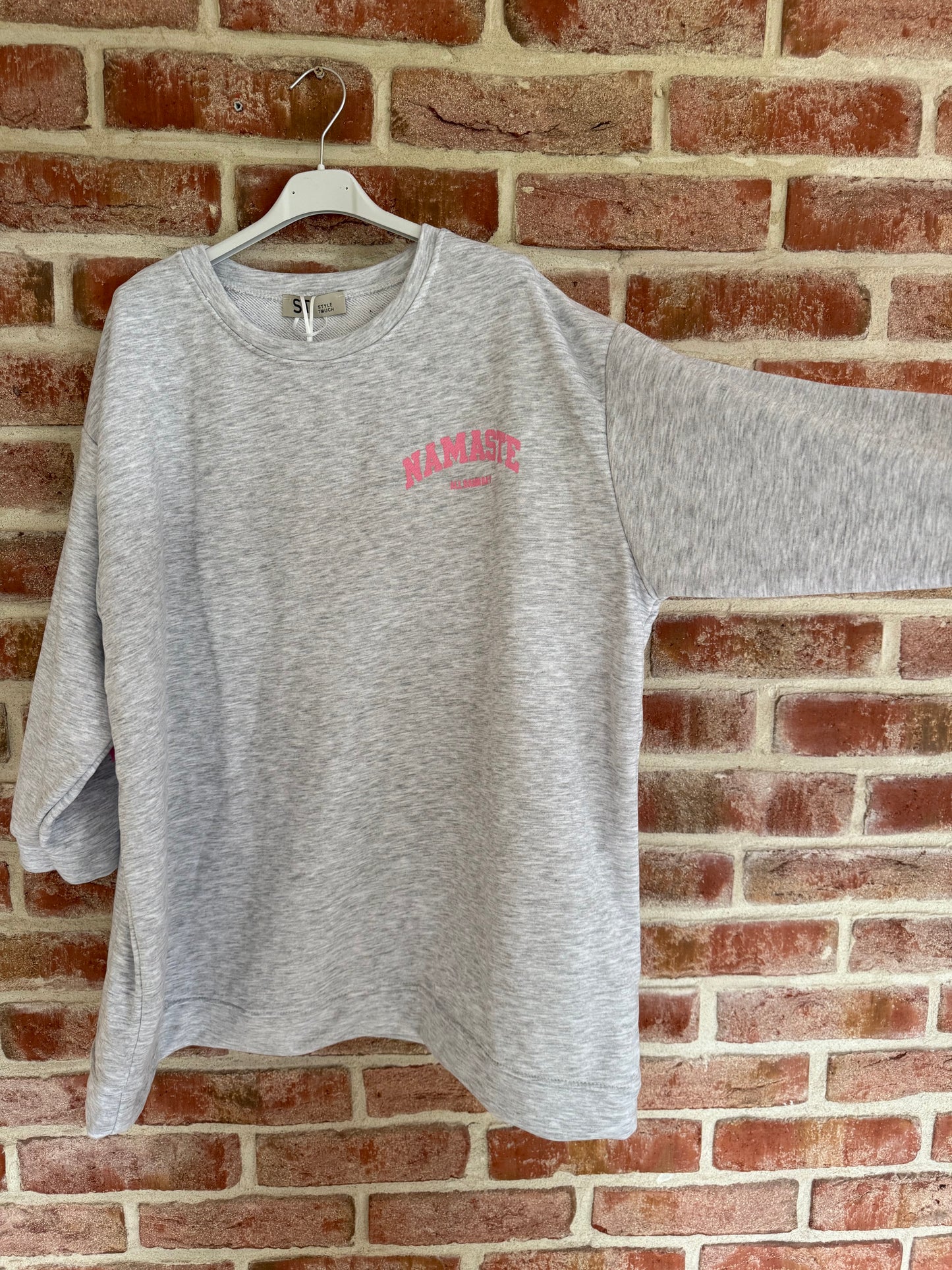 Sweatshirt Namaste Grau