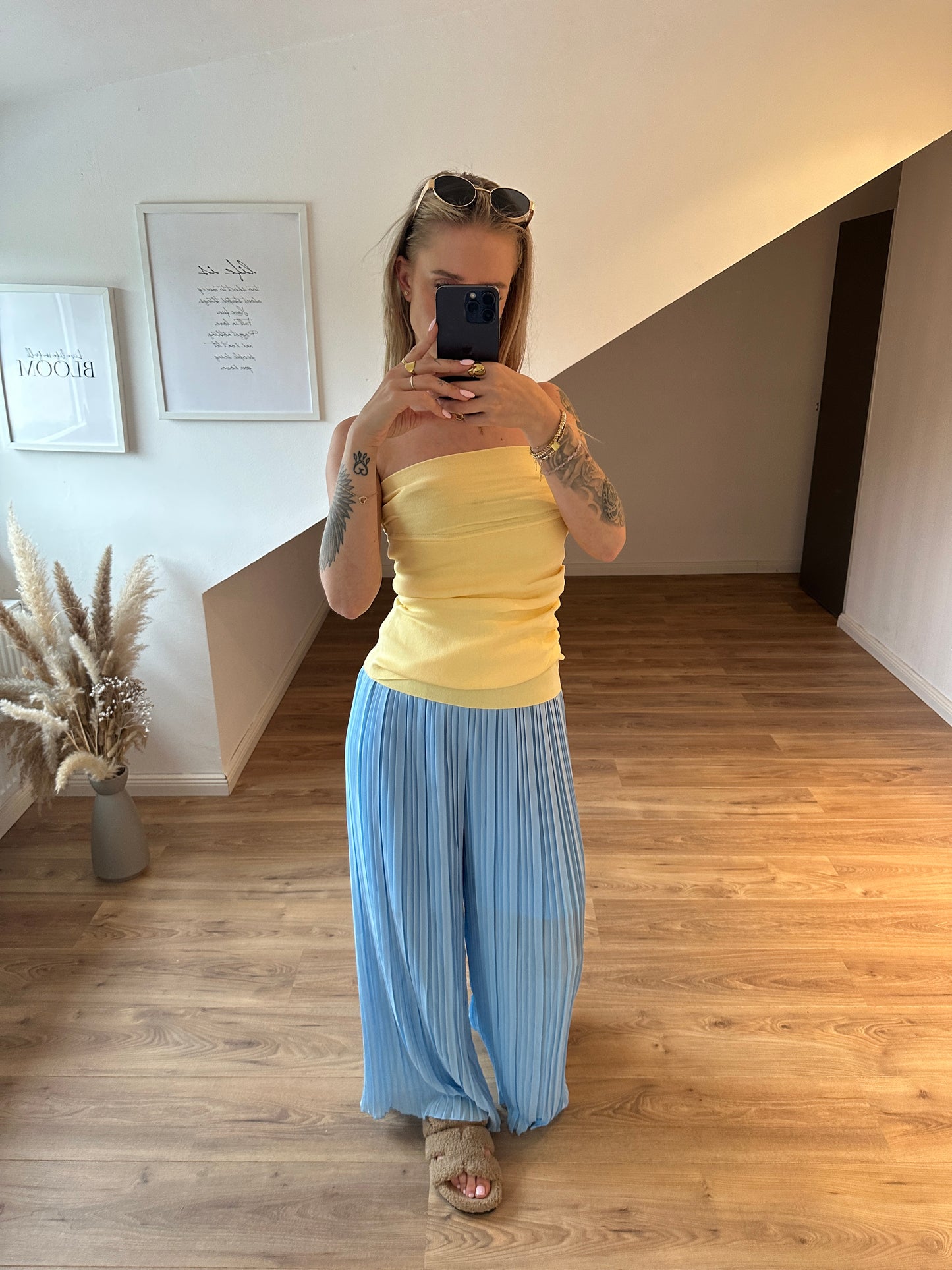Plissee Hose "Veve" Hellblau