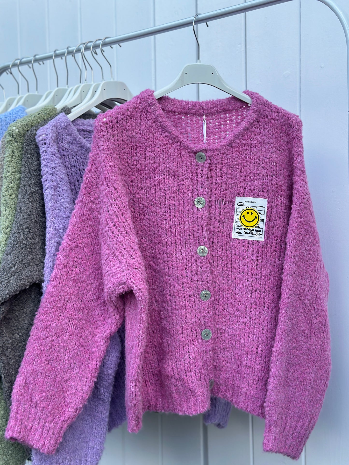 Smiley Cardigan Pink