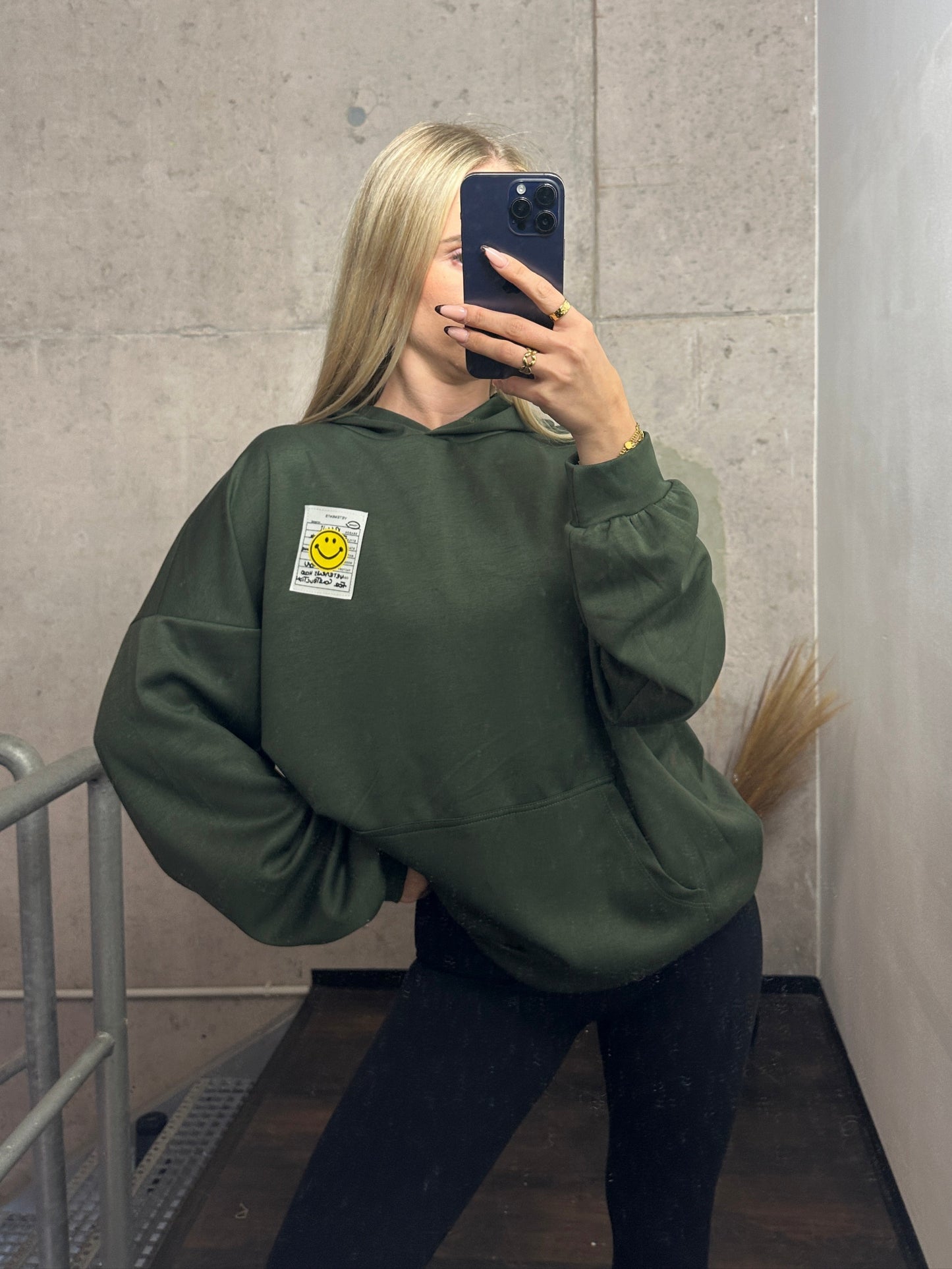 Smiley Hoodie Khaki