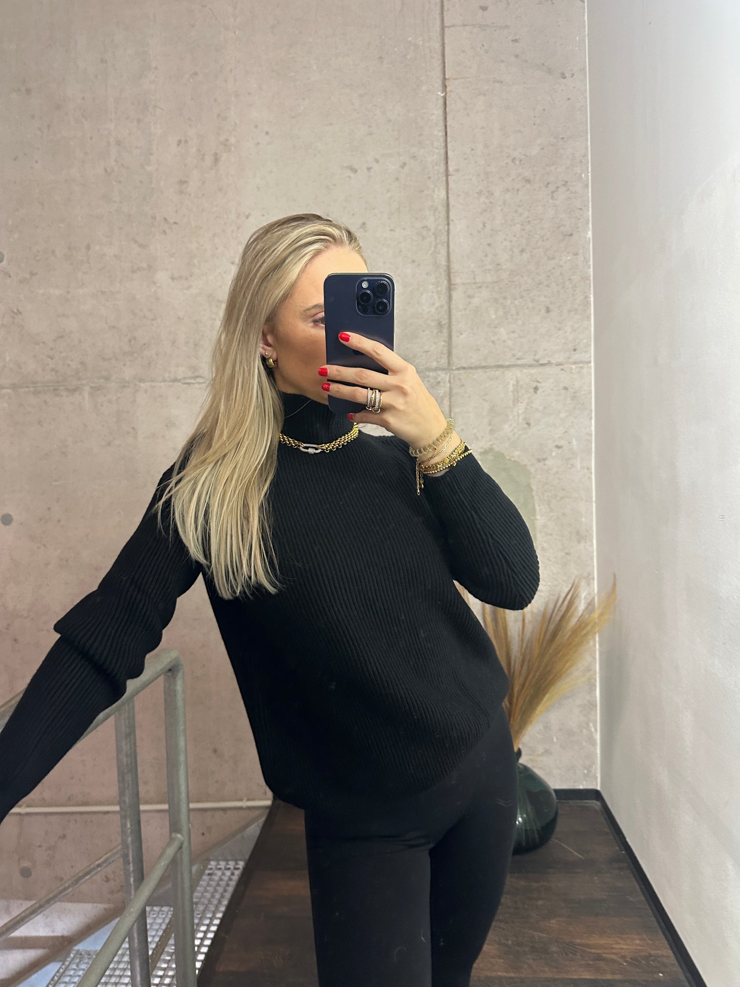 Pullover Michelle Schwarz