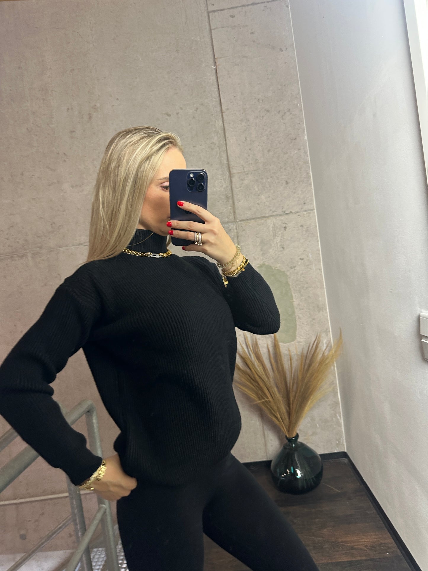 Pullover Michelle Schwarz
