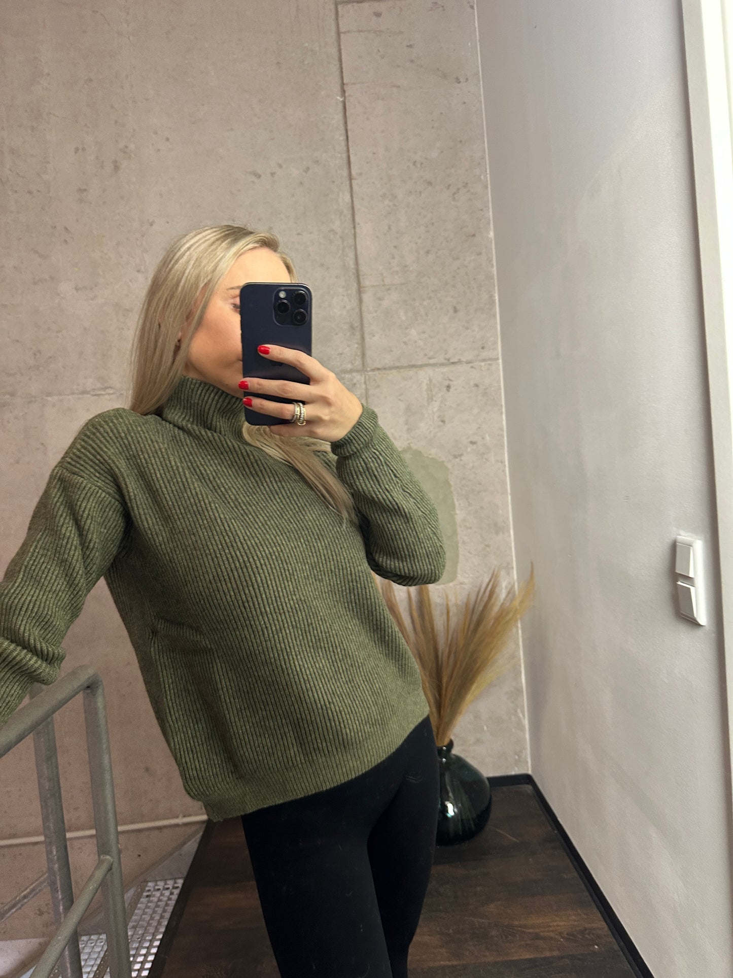 Pullover Michelle Kahki