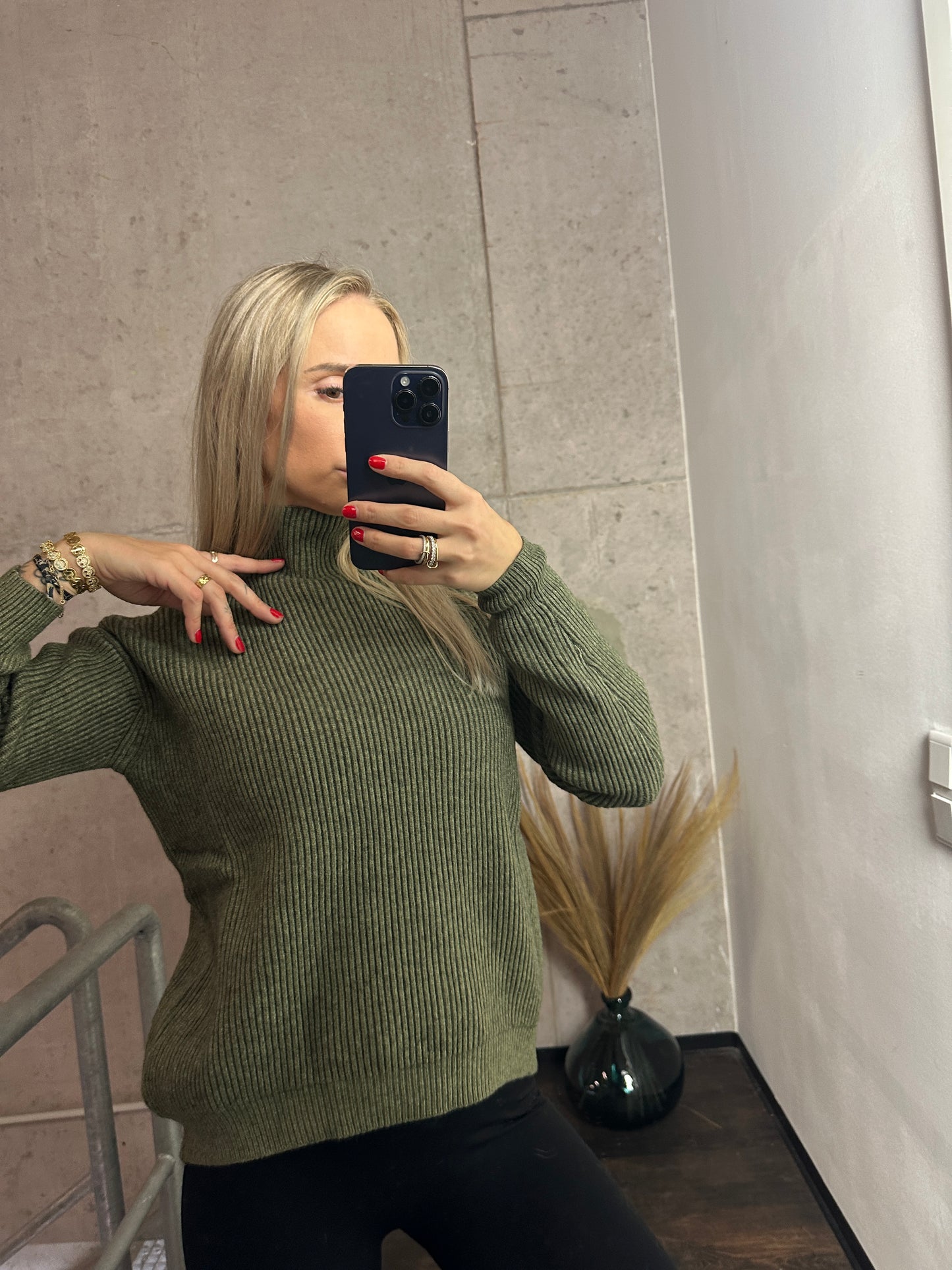 Pullover Michelle Kahki