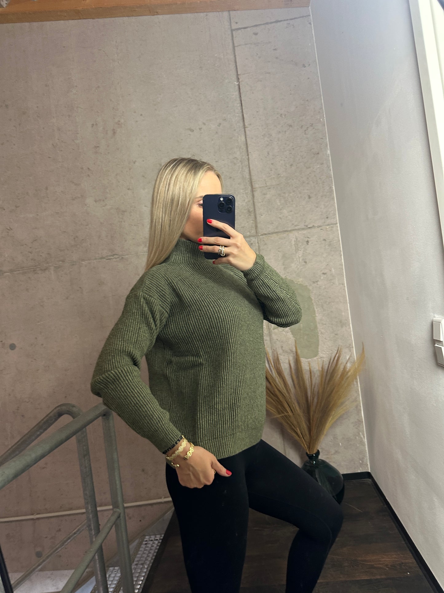 Pullover Michelle Kahki