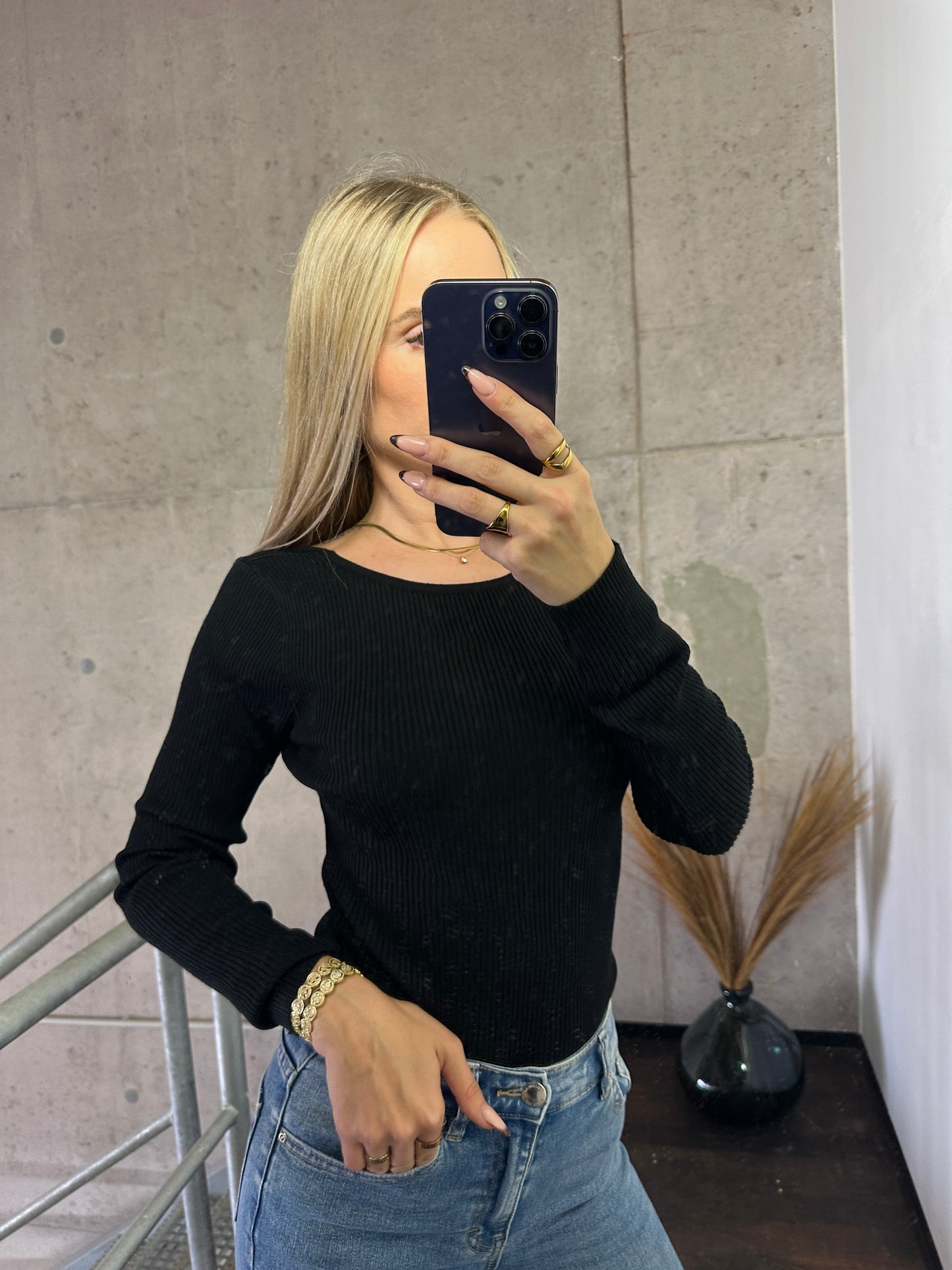Body Schwarz