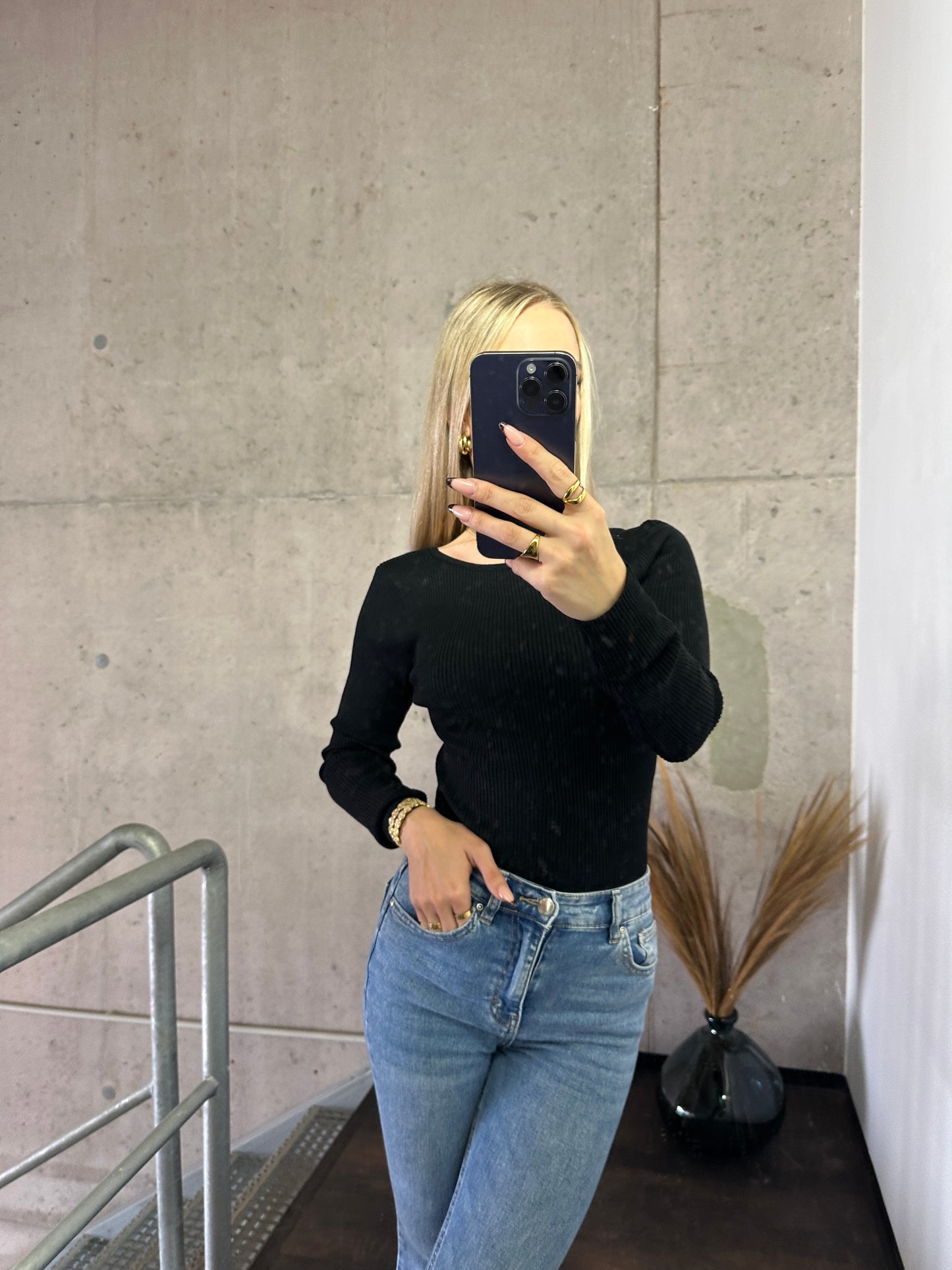 Body Schwarz