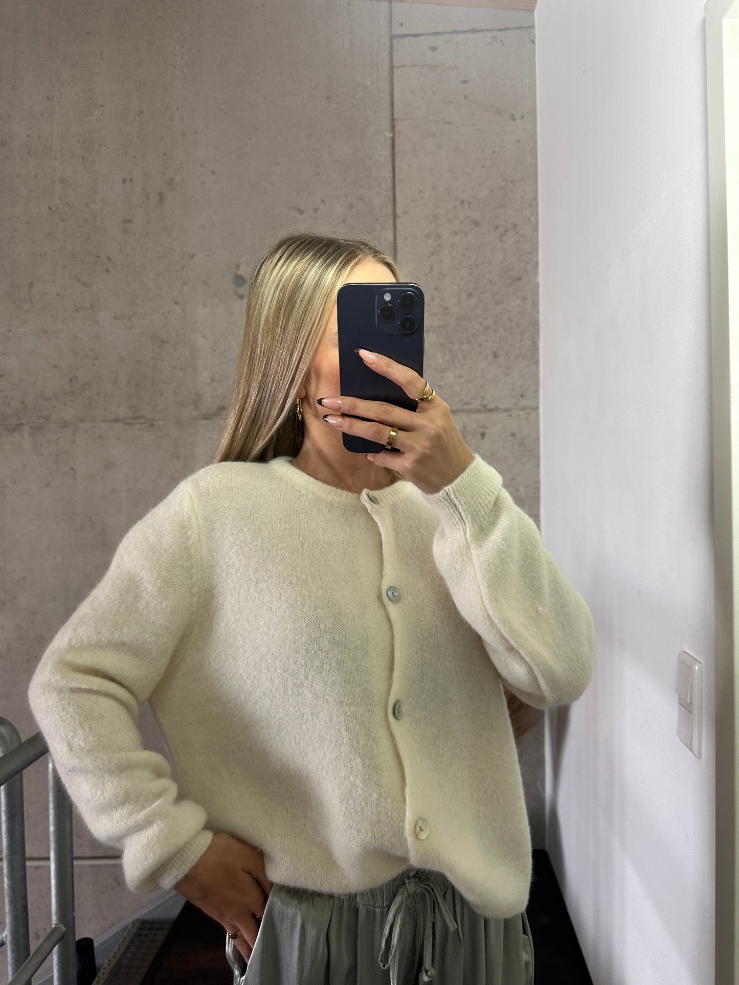 Alpaka Cardigan Wollweiß