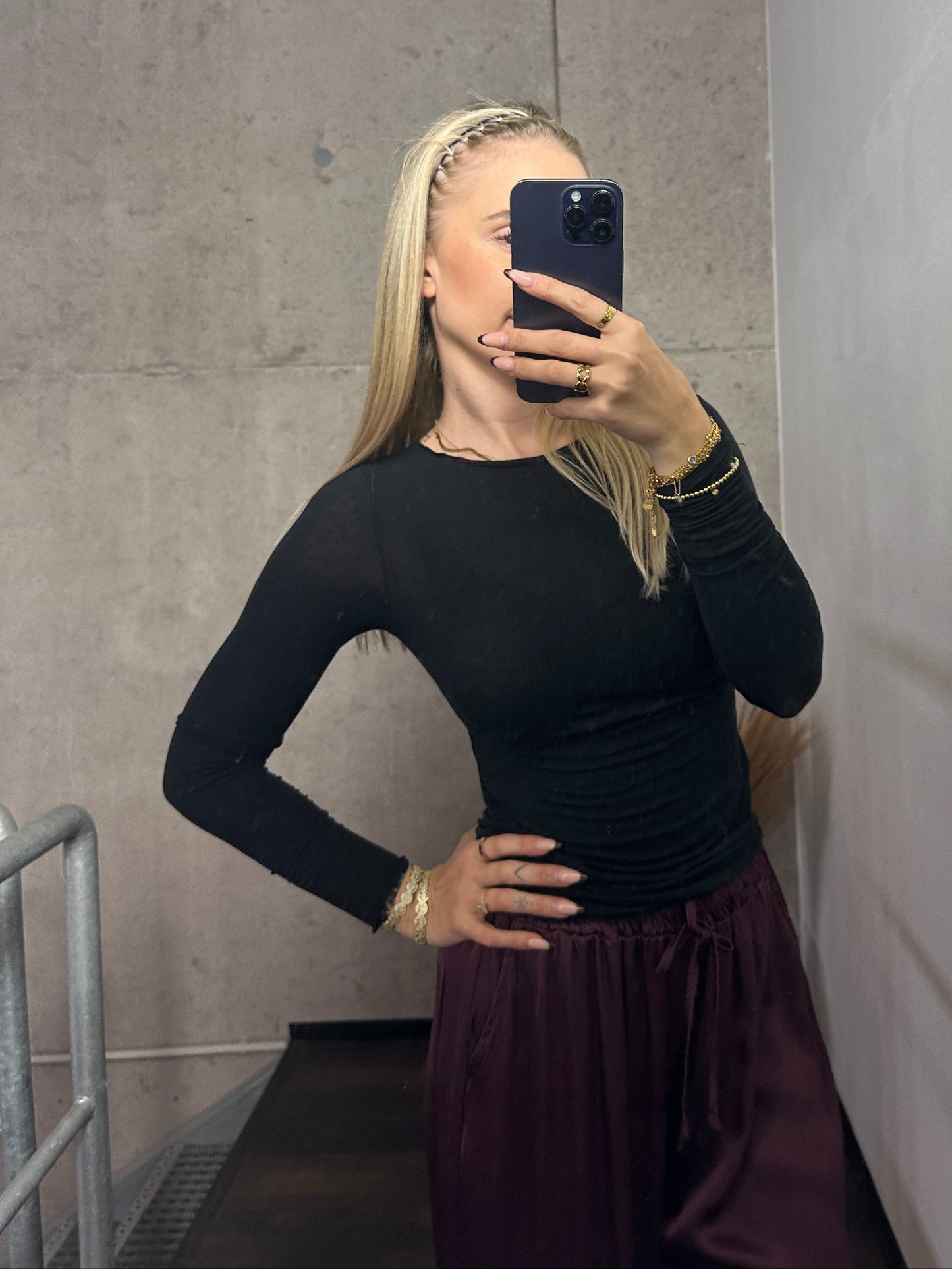 LONGSLEEVE CASHMERE LIGHT VERSCH. FARBEN