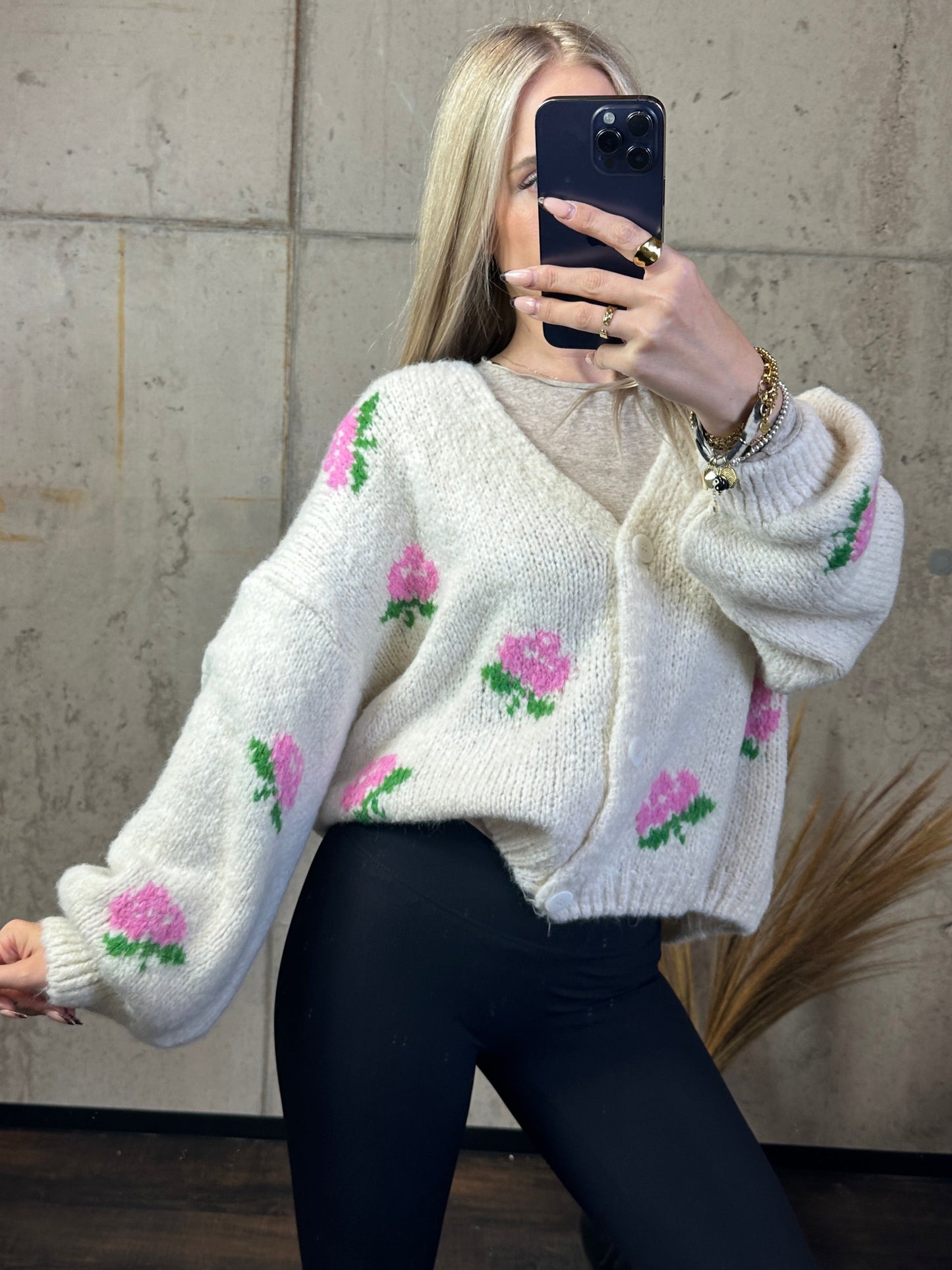 Cardigan Blumi Creme Rosa