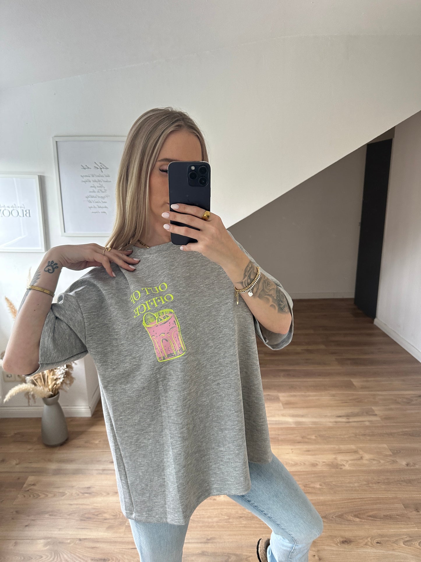 Out Of Office Shirt Grau