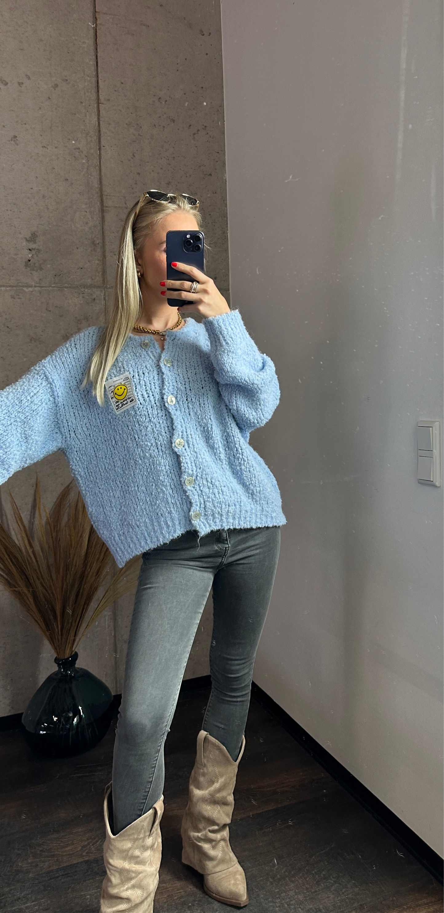 Smiley Cardigan Hellblau