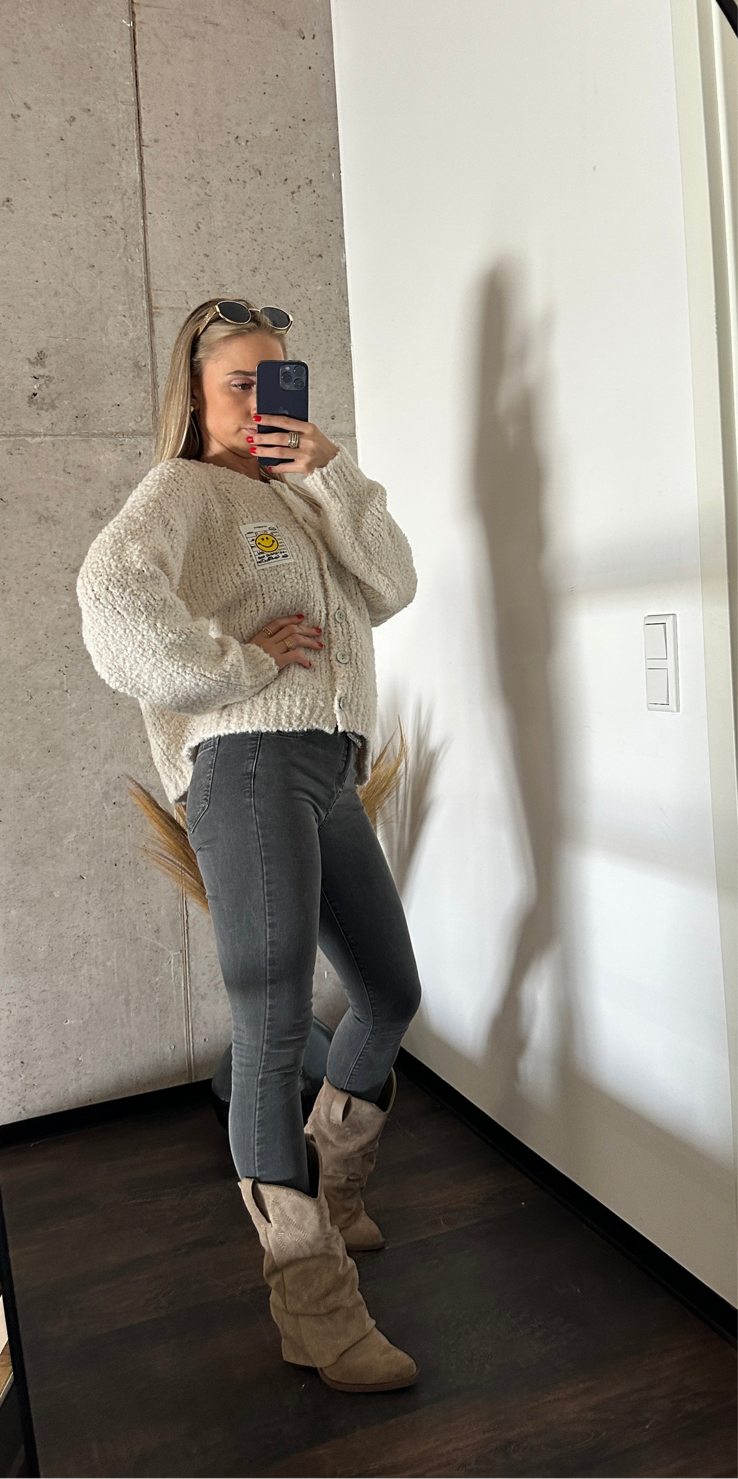 Smiley Cardigan Creme