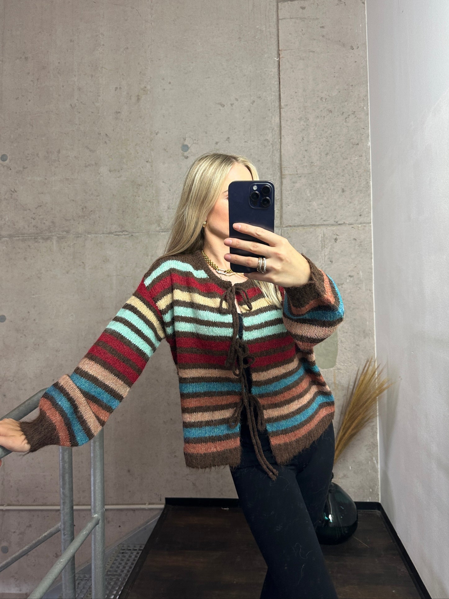 Cardigan “Rustic Stripes” – Cozy Chic