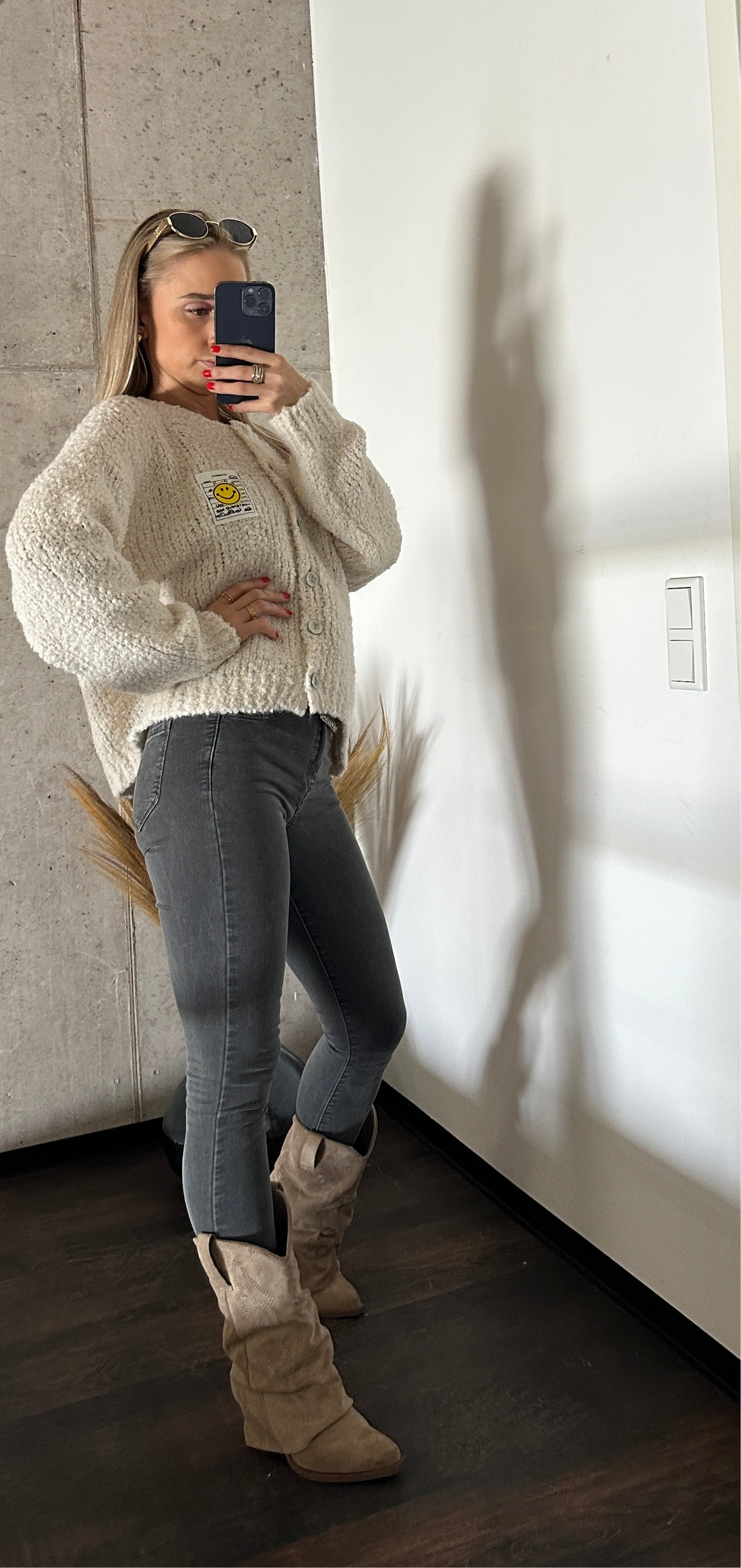 Smiley Cardigan Creme