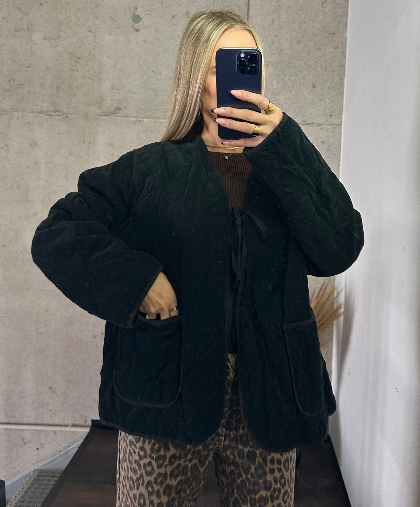 Cord Jacke Schwarz