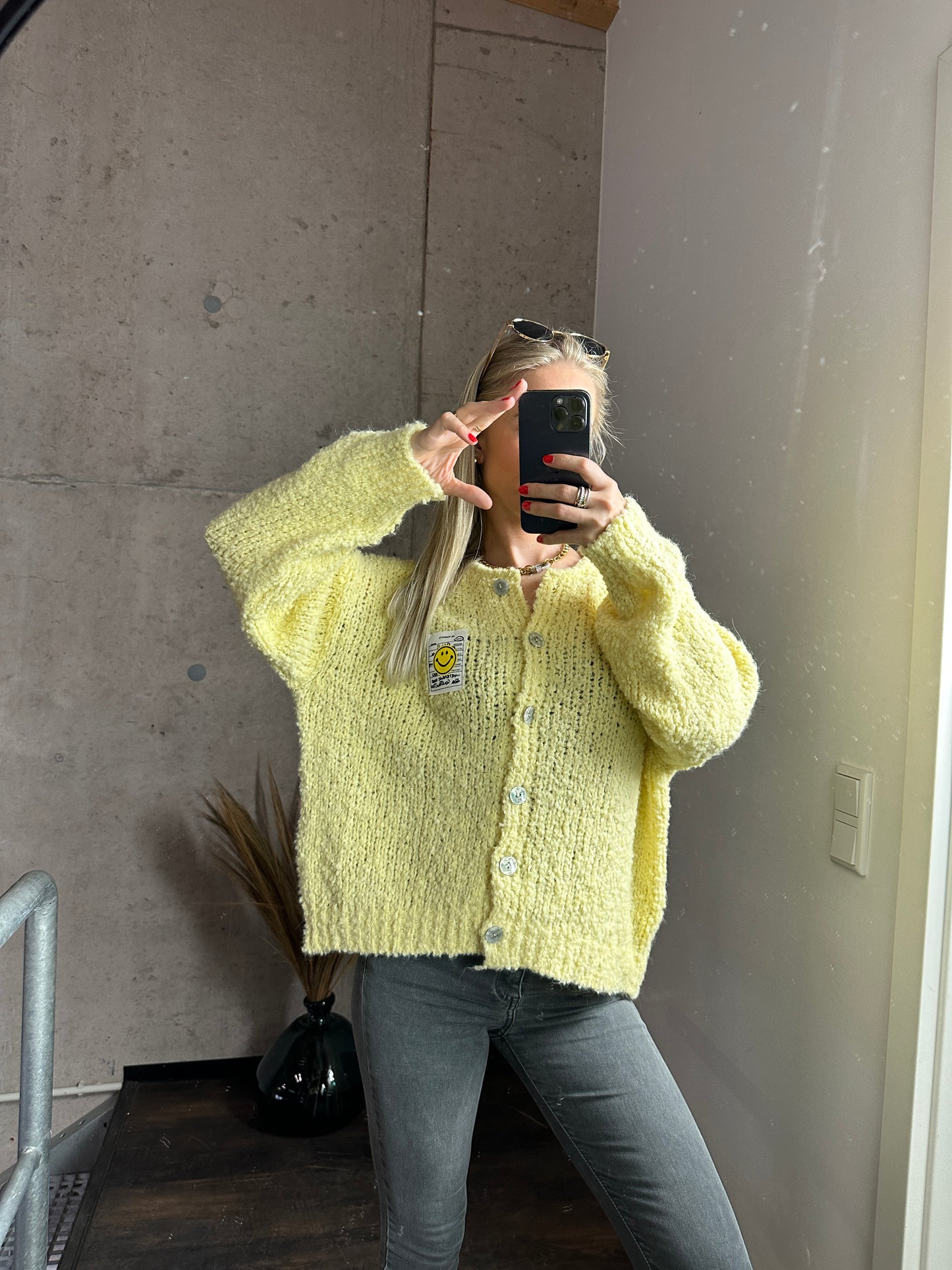 Smiley Cardigan Gelb