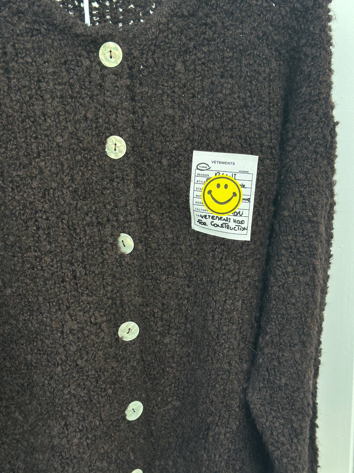 Smiley Cardigan Braun