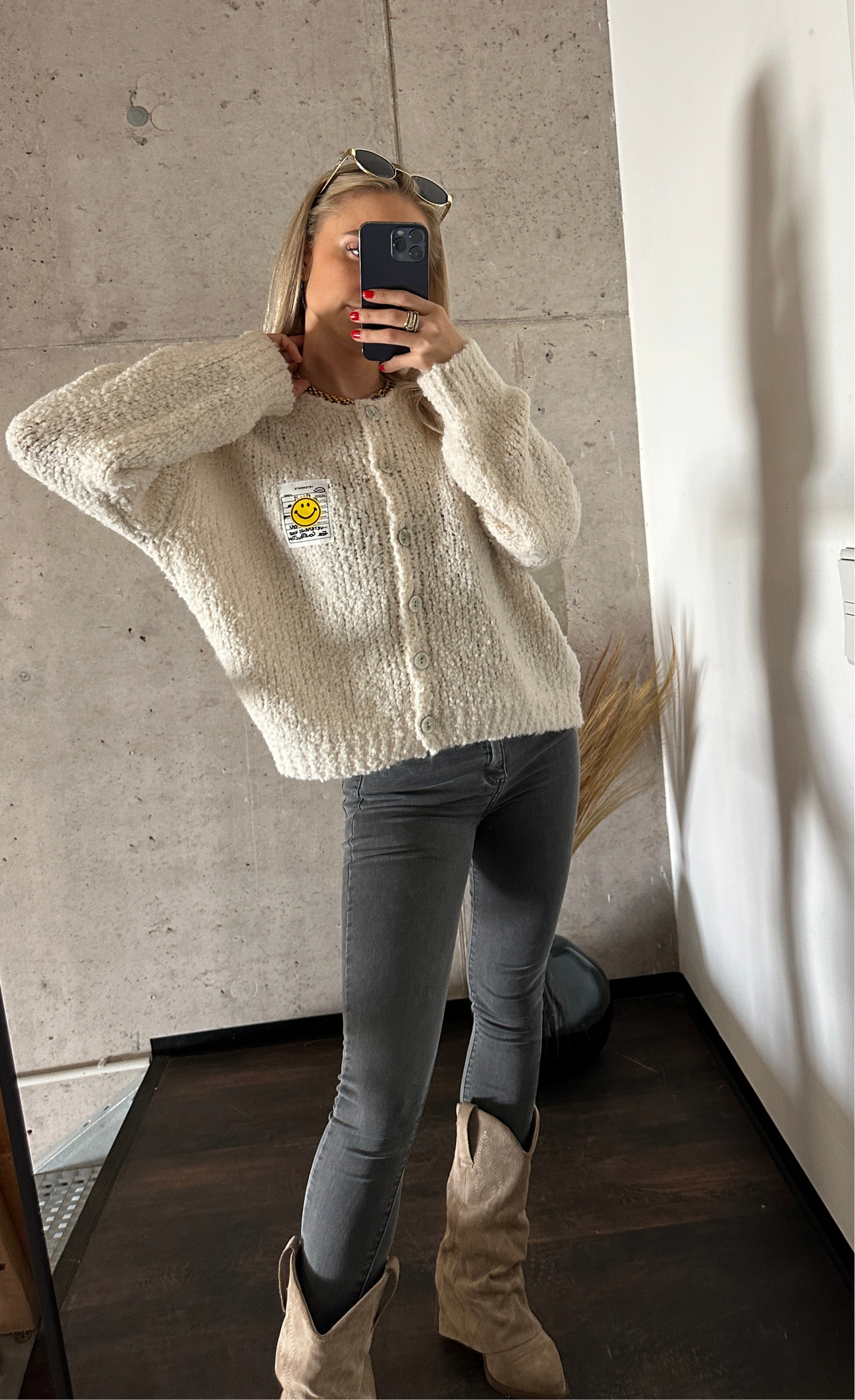 Smiley Cardigan Creme
