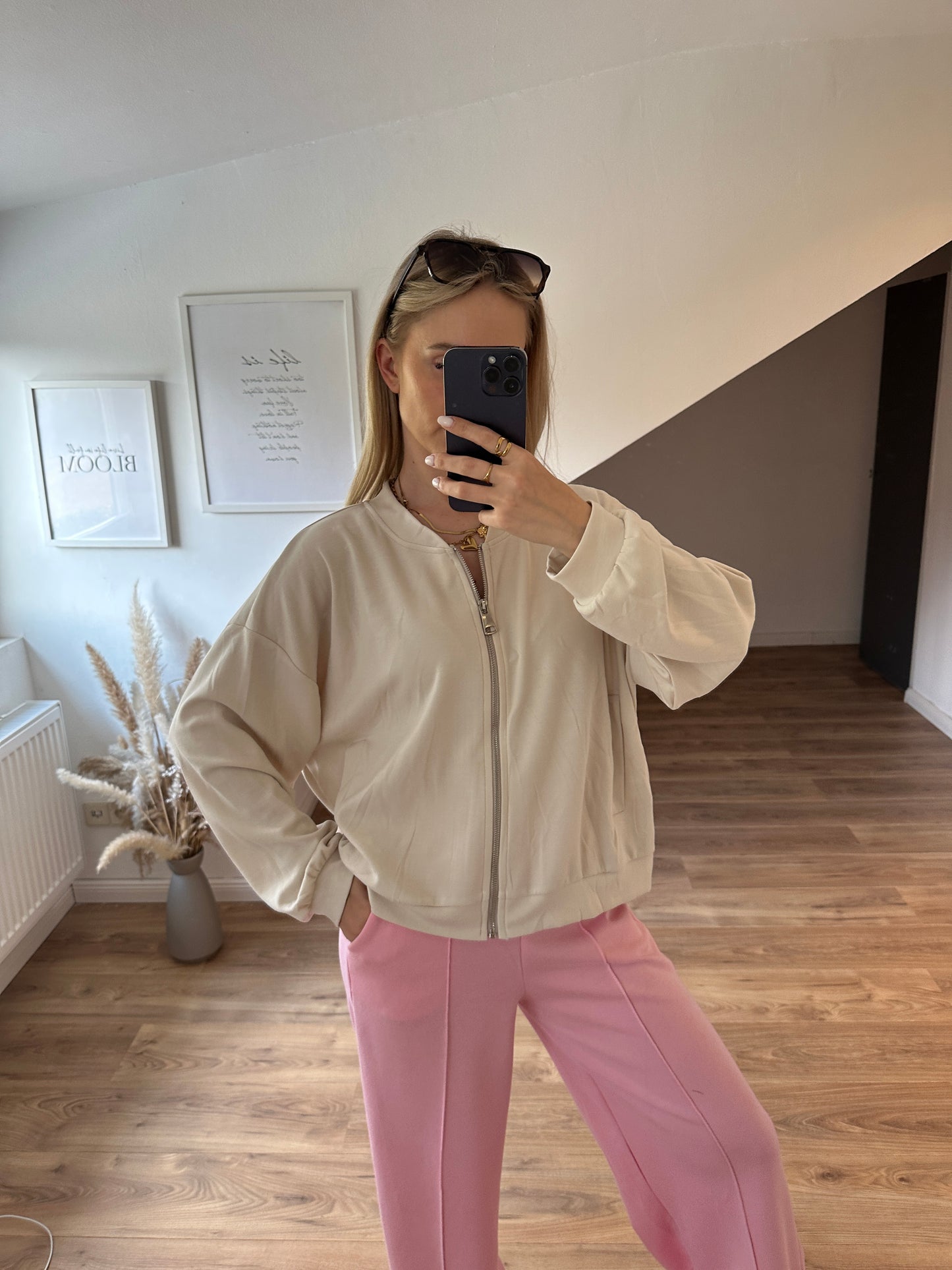 Sweatshirt Jacke "Willy" Beige