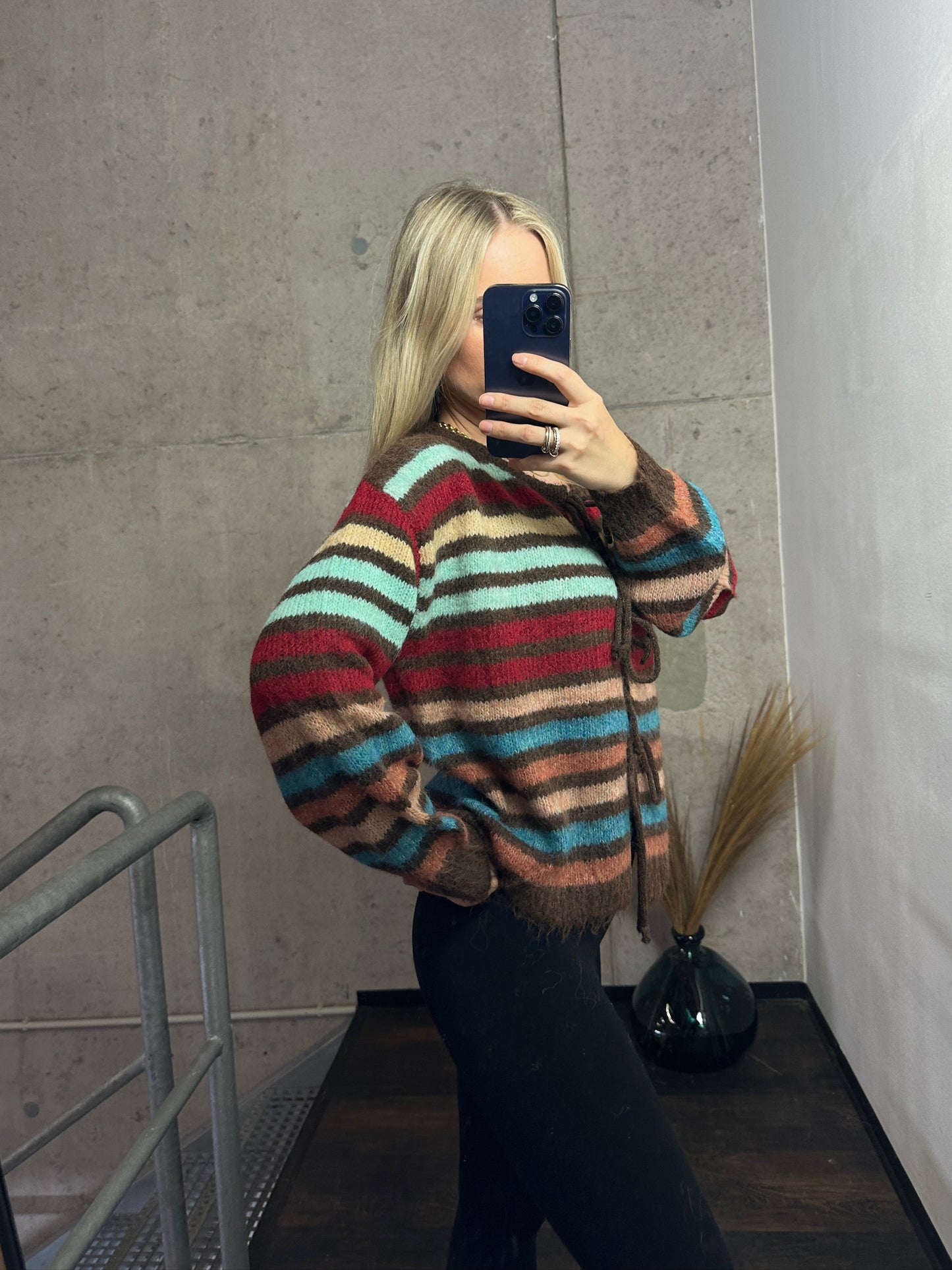 Cardigan “Rustic Stripes” – Cozy Chic