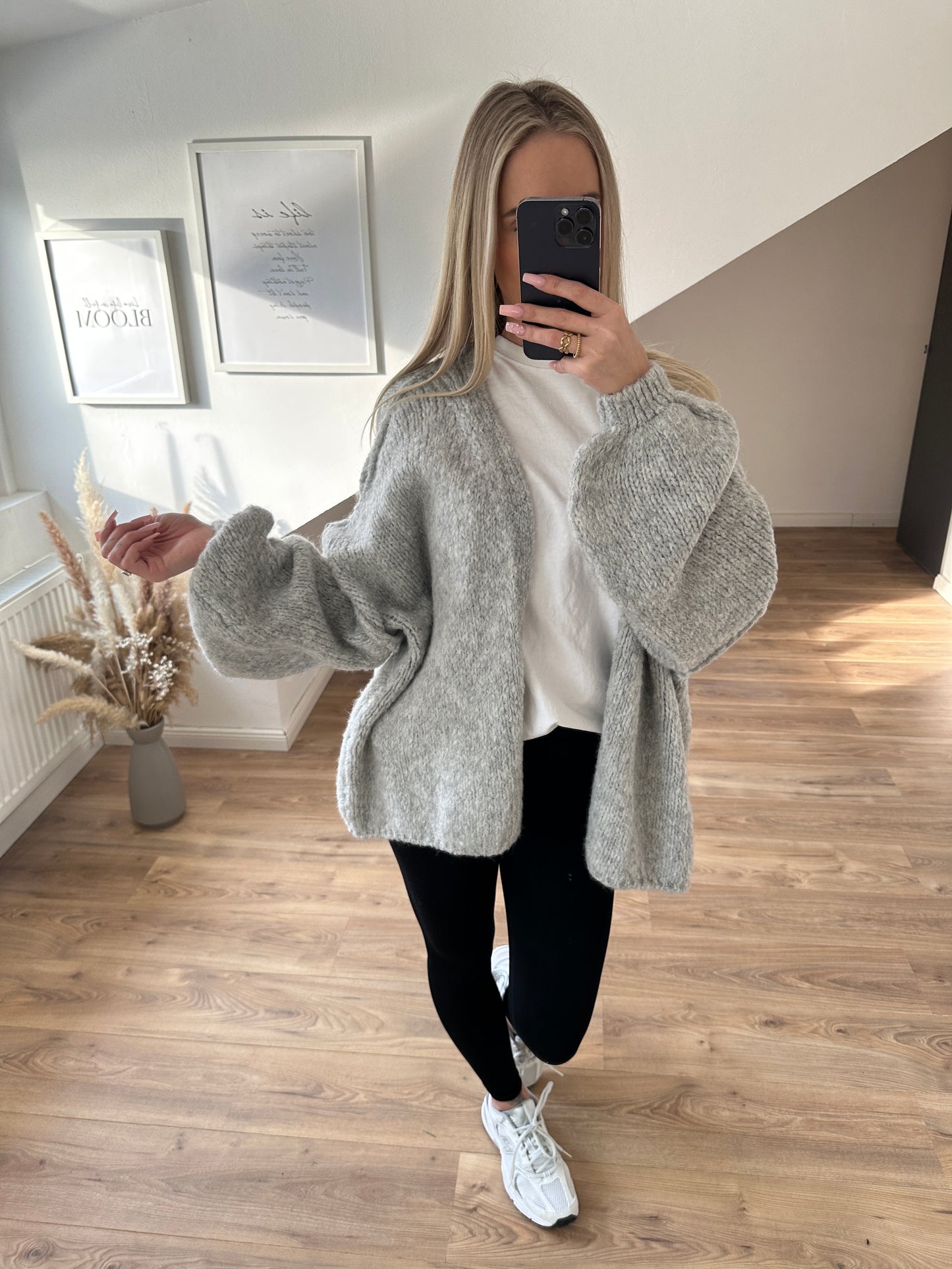 Cardigan "Nala" Hellgrau