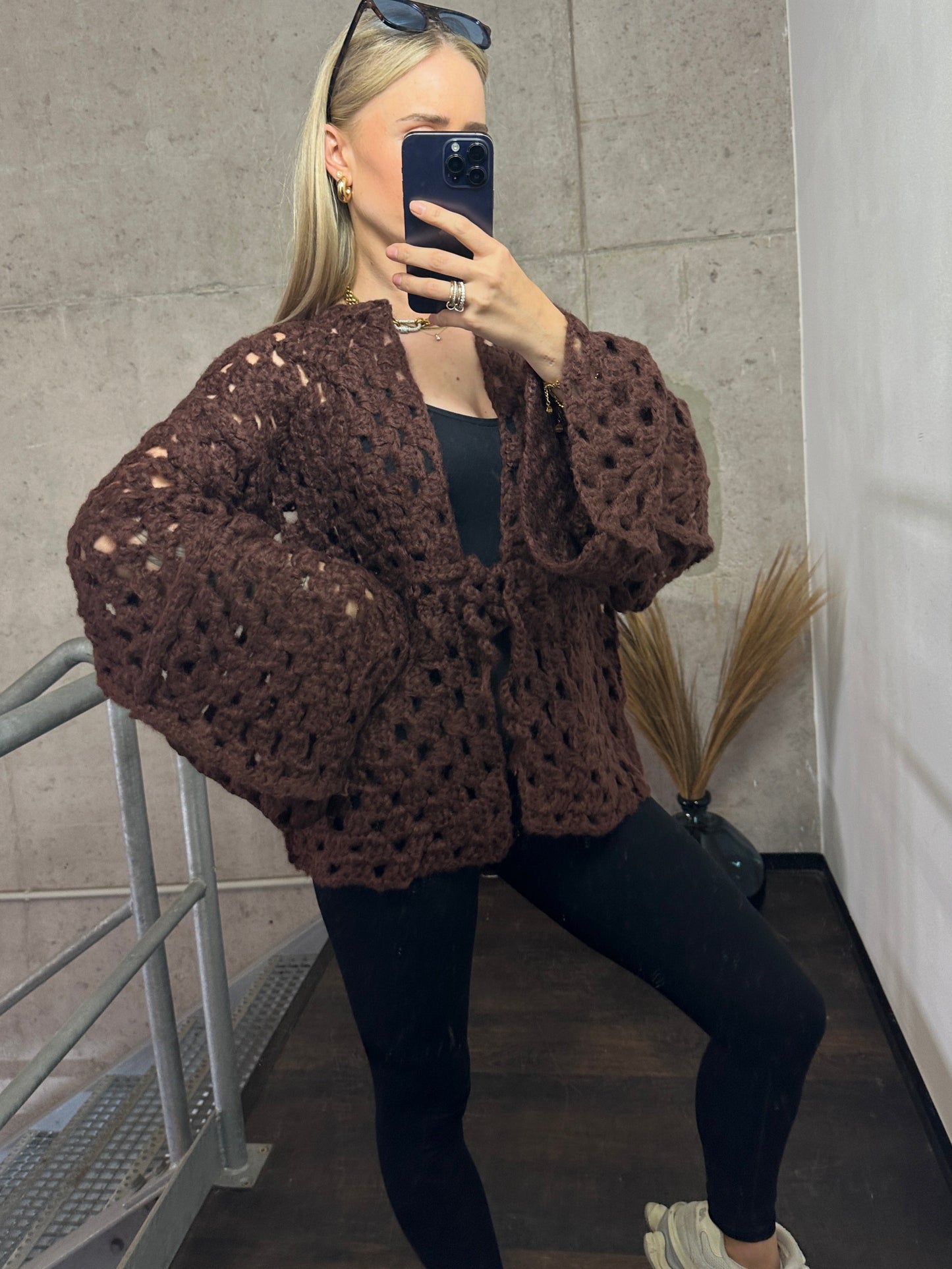 Cardigan „Strickträume“ – Handmade-Look zum Verlieben Braun