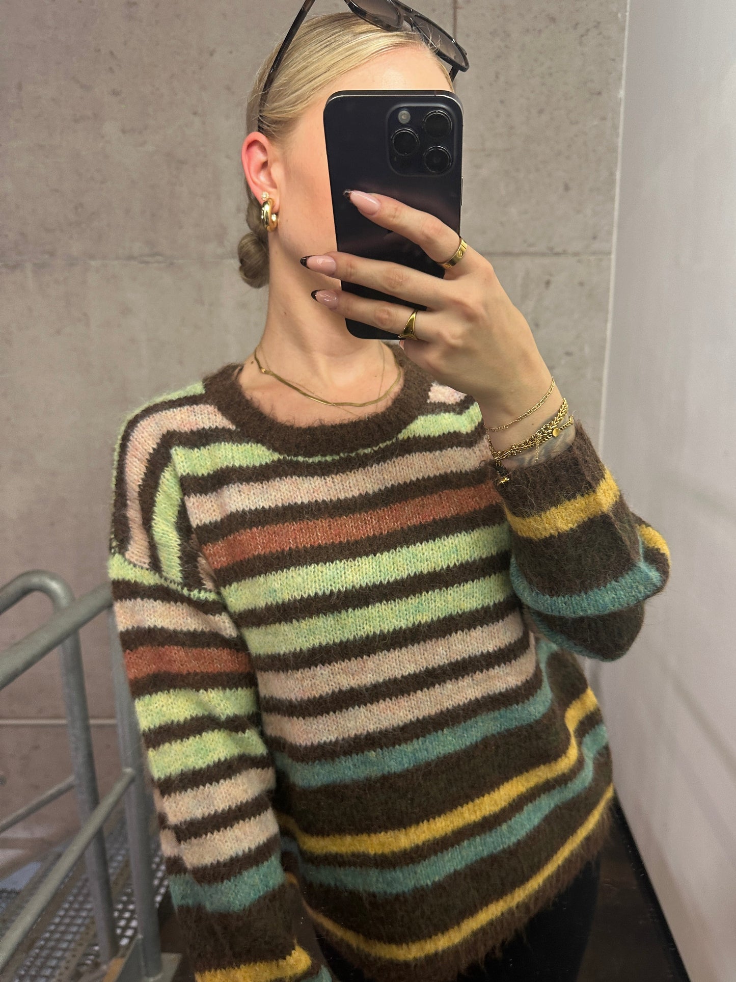 Pullover “Rustic Stripes” – Cozy Chic