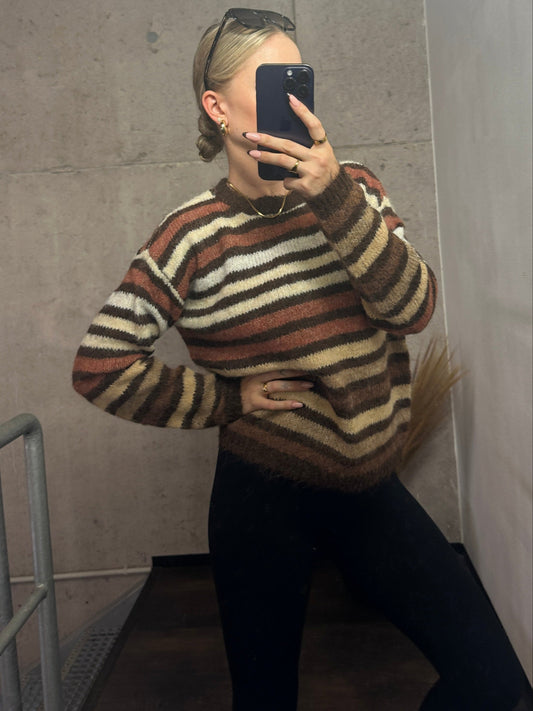 Pullover “Forest Stripes” – Cozy Chic
