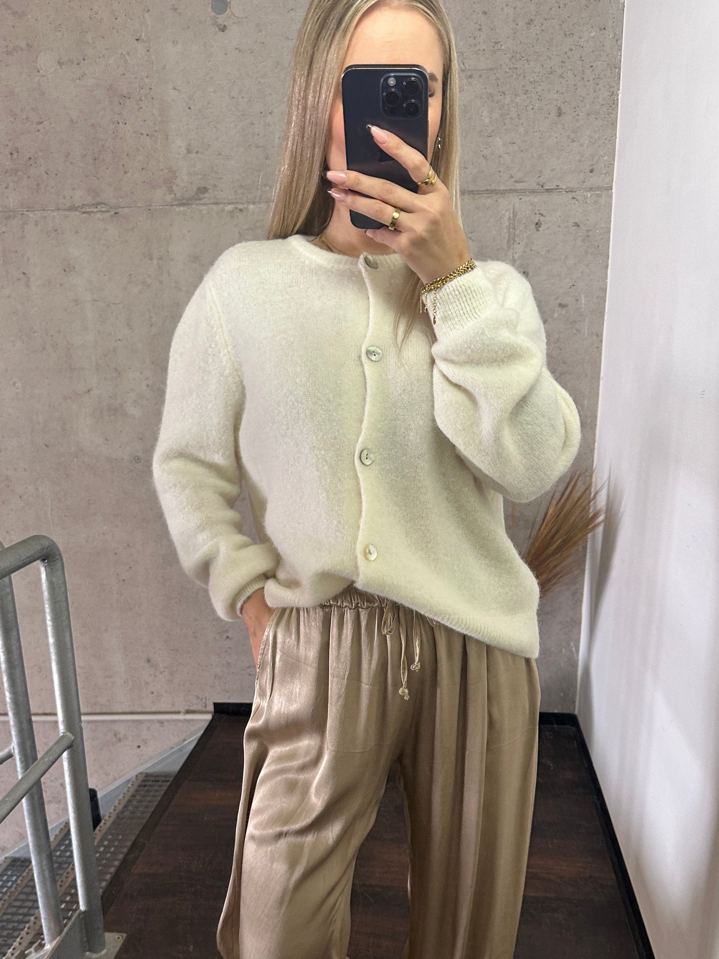 Plissee Hose Seiden Optik Beige Gold