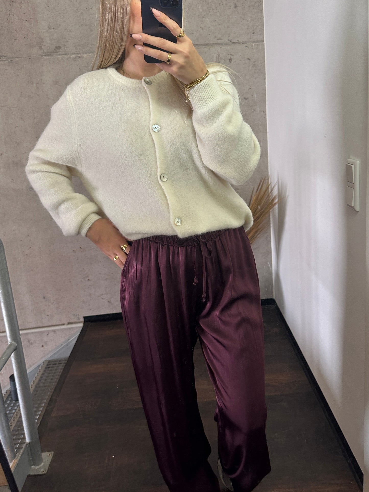 Plissee Hose Seiden Optik Bordeauxrot
