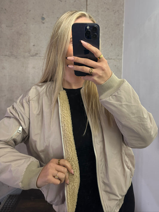 Bomberjacke mit Fell Beige