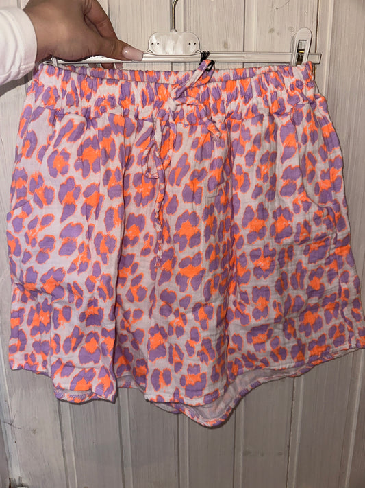 Musselin Kurze Hose „Josie“ Lila/Orange