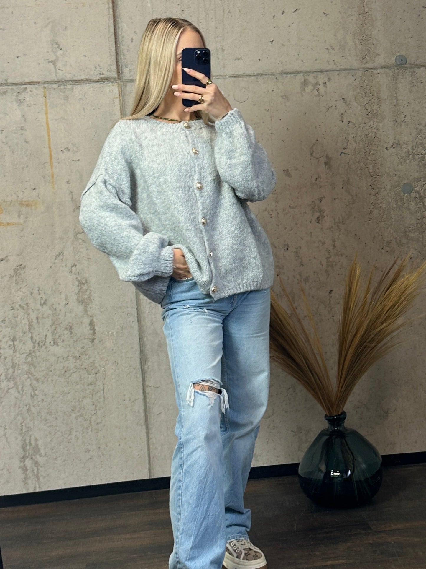 Nala mit Knöpfen Hellgrau