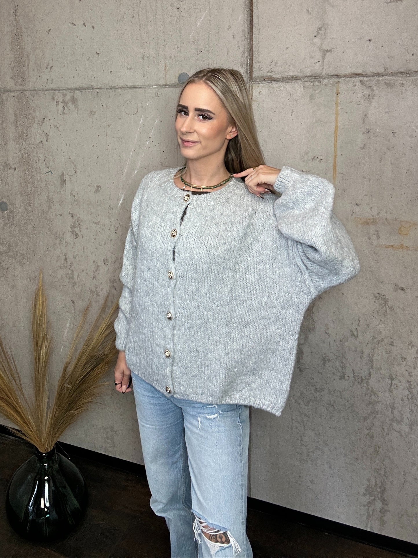 Nala mit Knöpfen Hellgrau