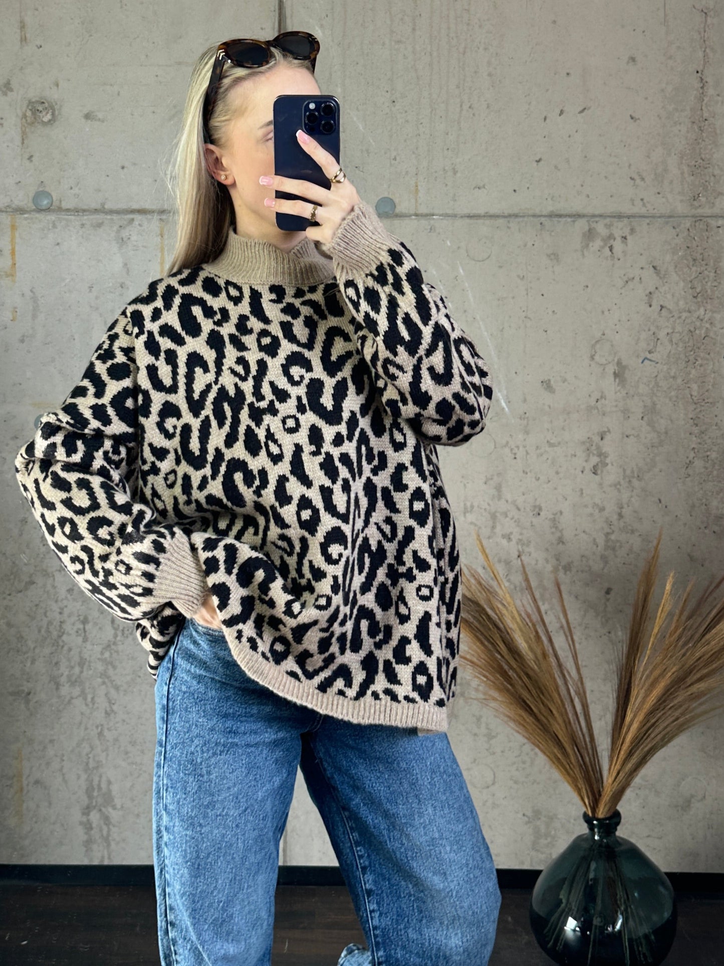 Leo Pullover Beige Schwarz