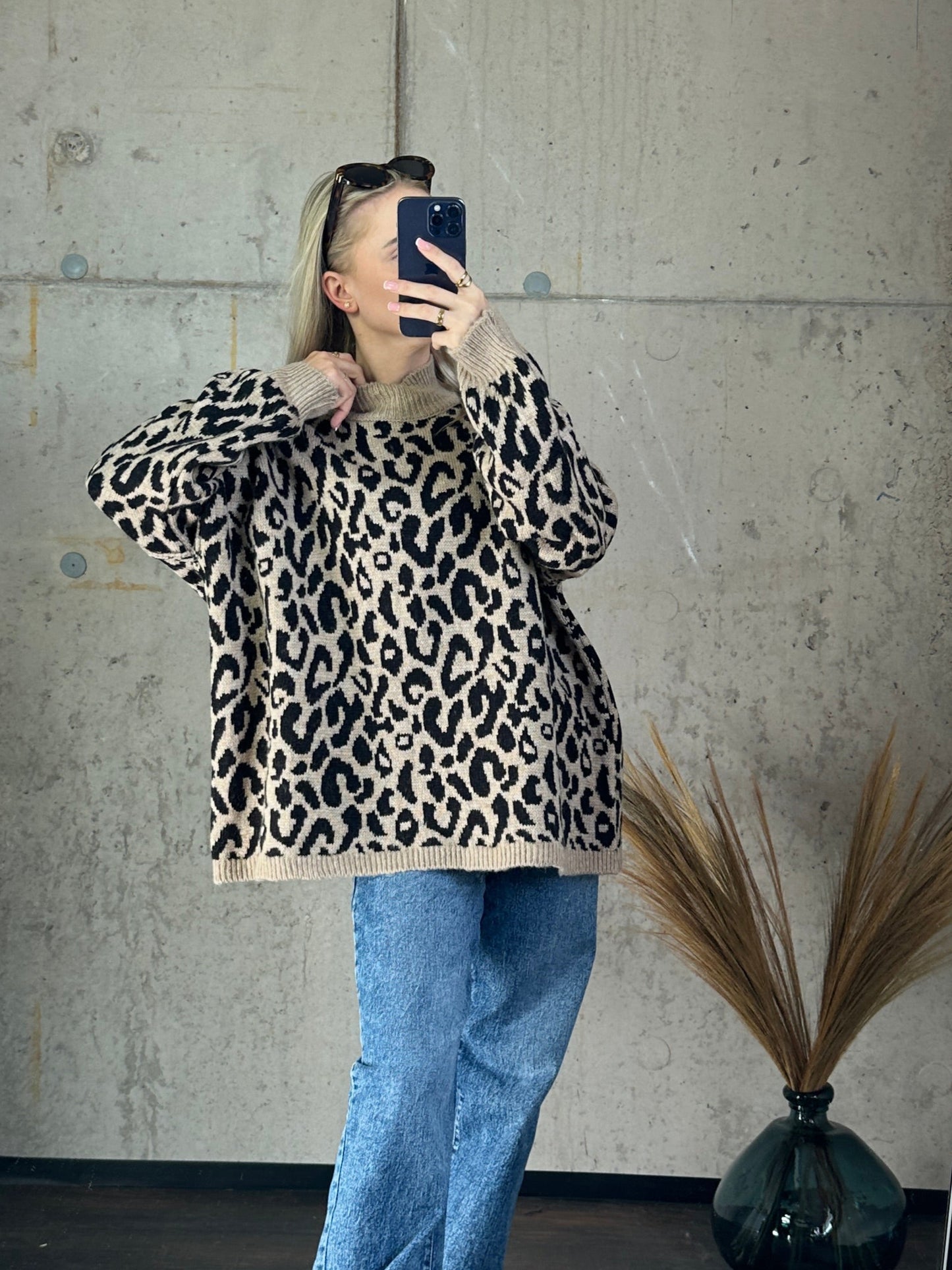 Leo Pullover Beige Schwarz
