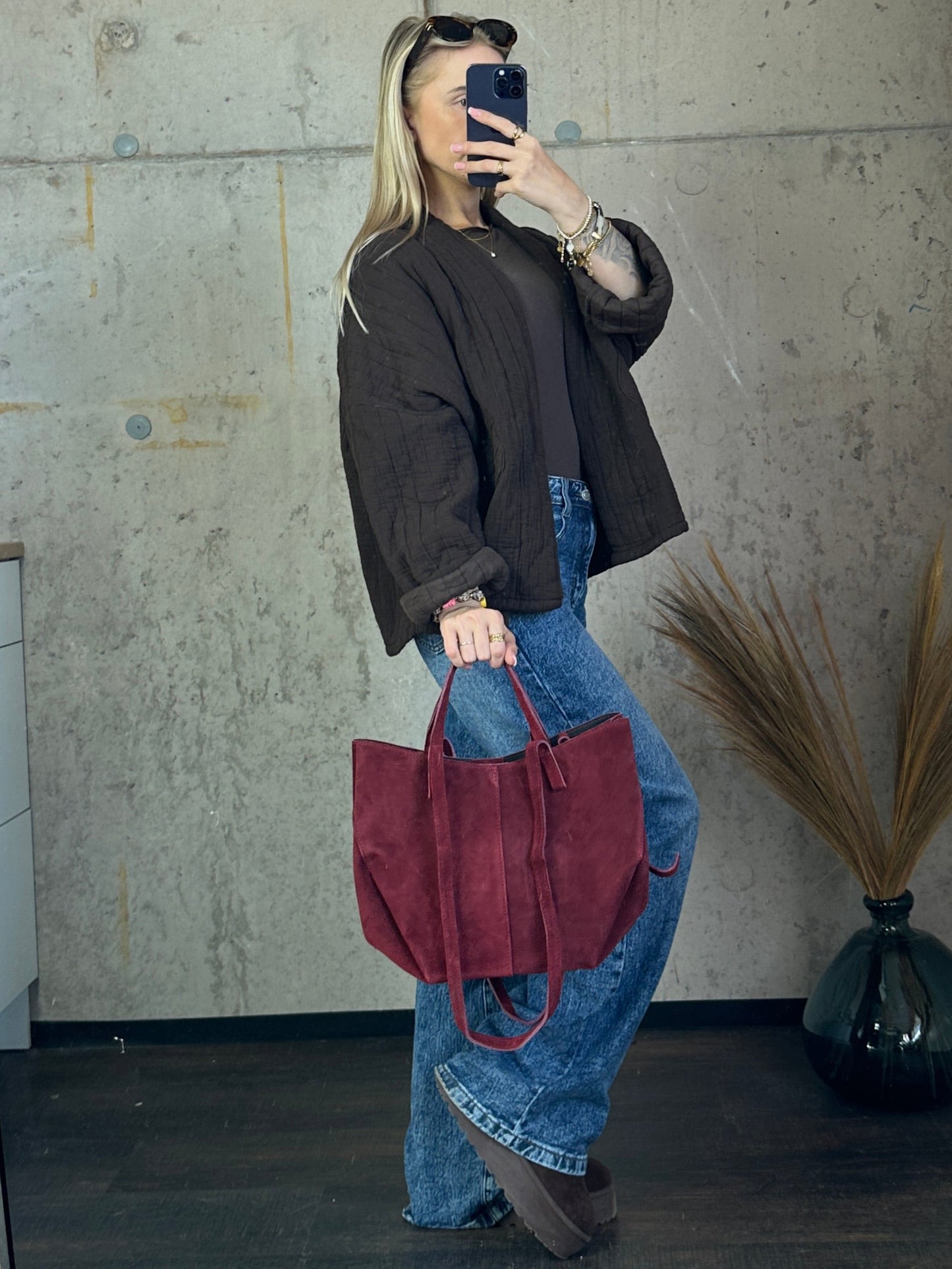 Tasche „Bisie“ Wildleder Bordeauxrot