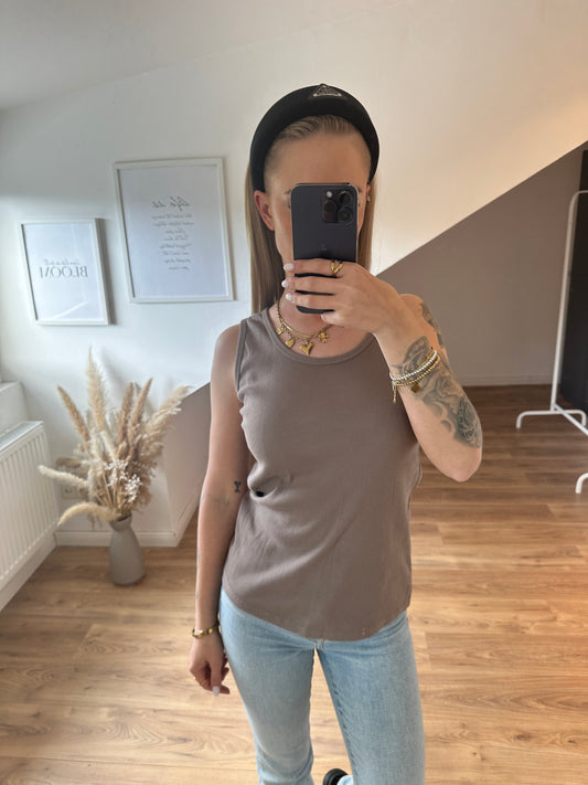 Top gerippt Taupe