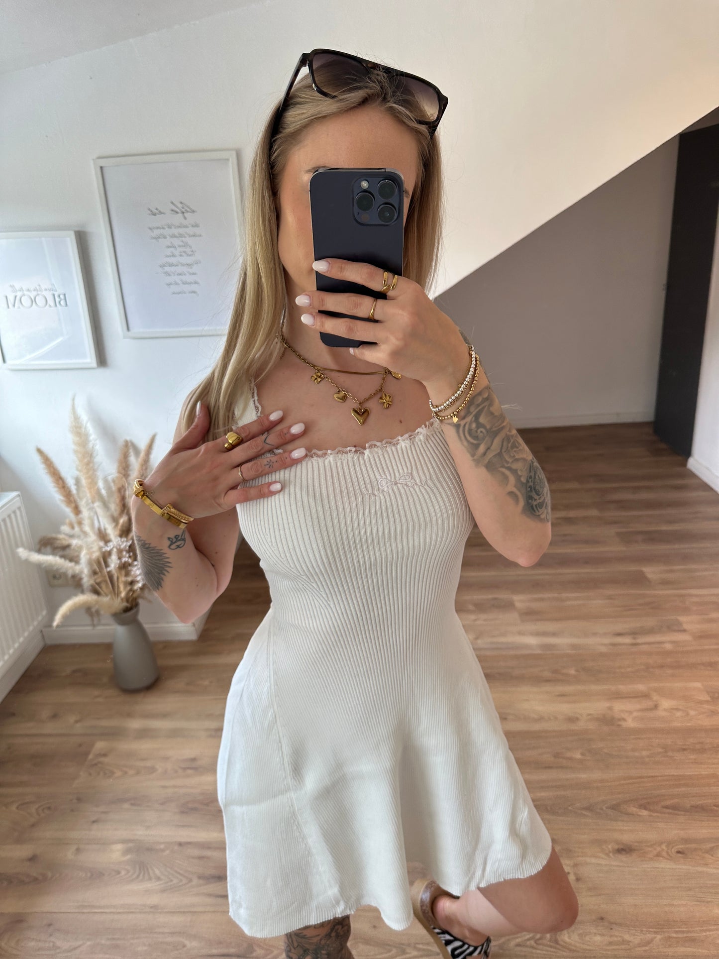 Kleidchen Schleifi Braun
